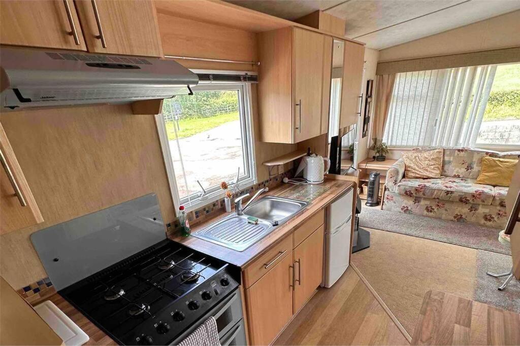 4-Bedroom Cosalt Caravan In Uddingston, Glasgow Luaran gambar